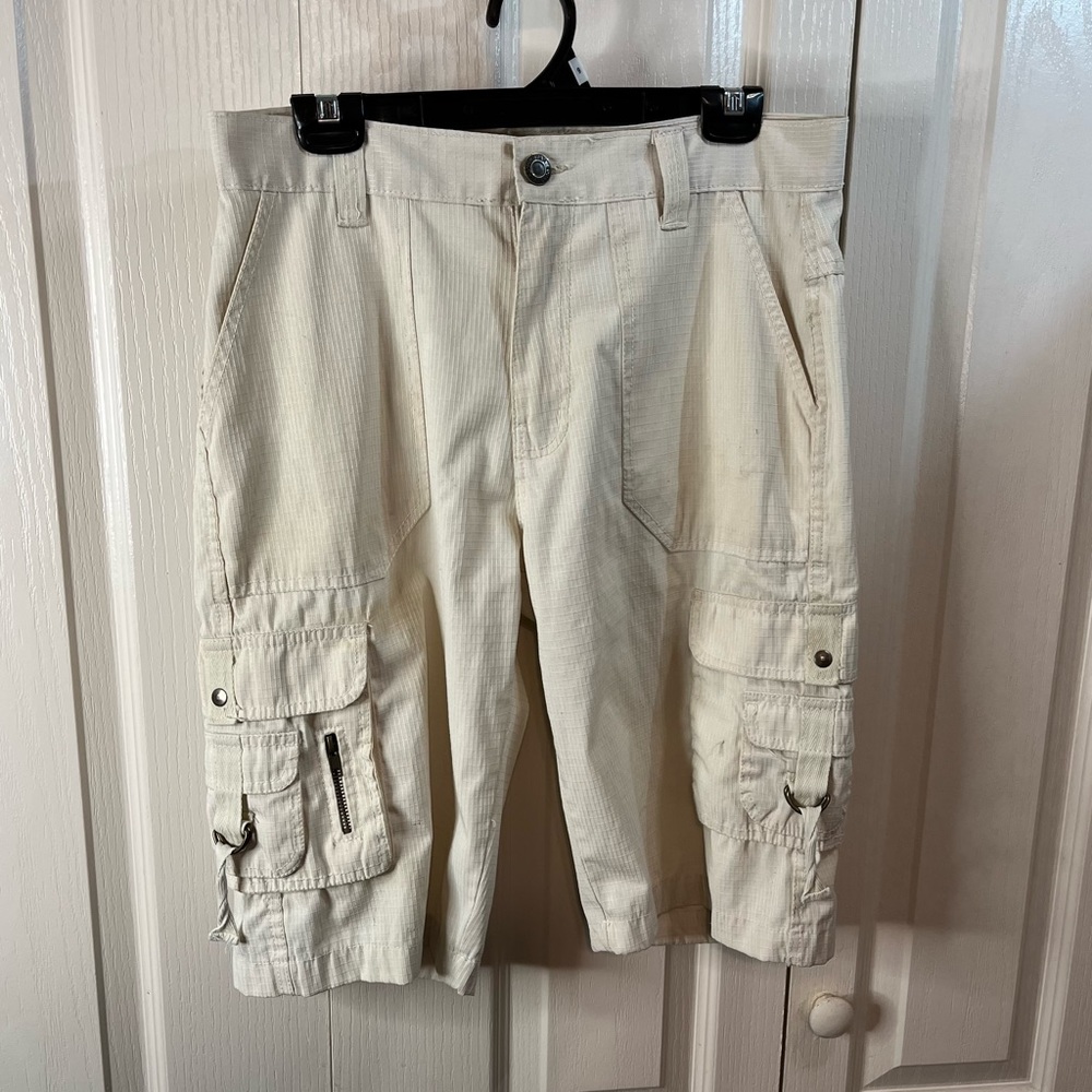 Courage Cargo Shorts